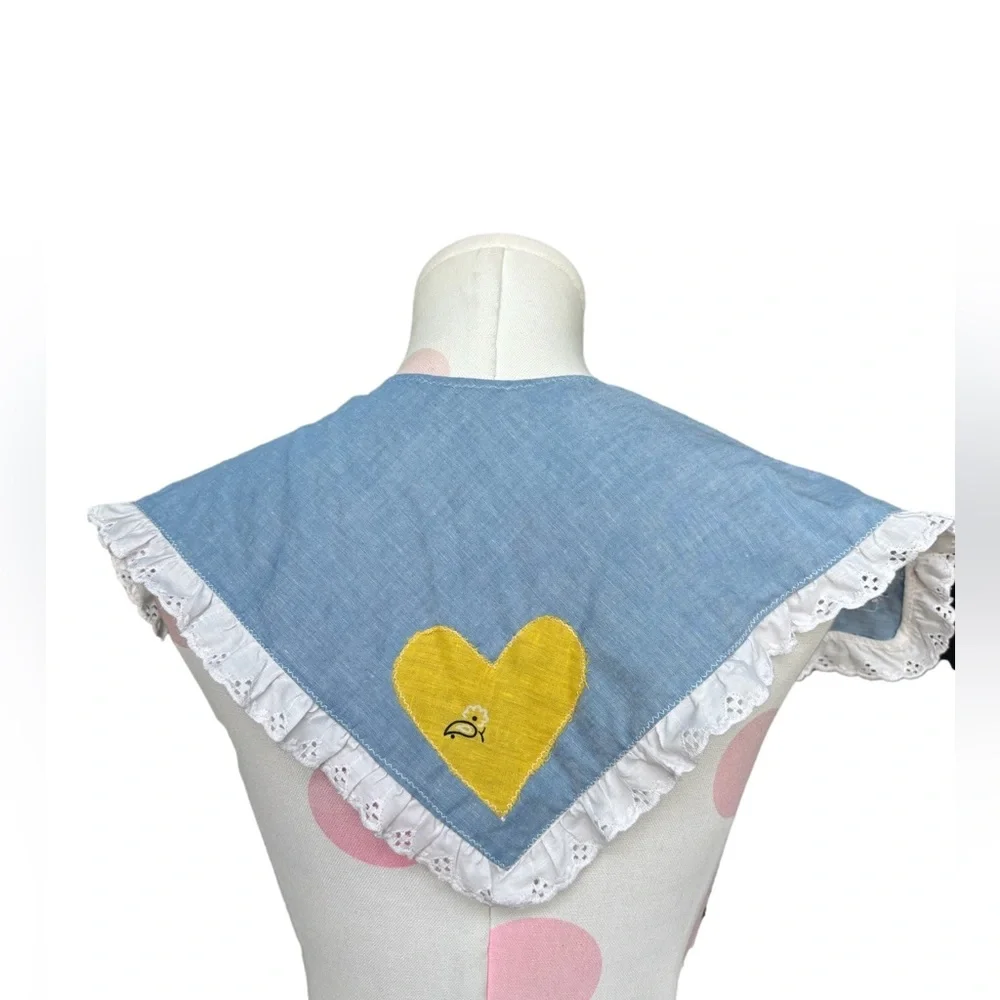 Vintage Handmade – Blue Denim Heart Tie-On Capelet Set – set of 2 - Picture 3 of 5
